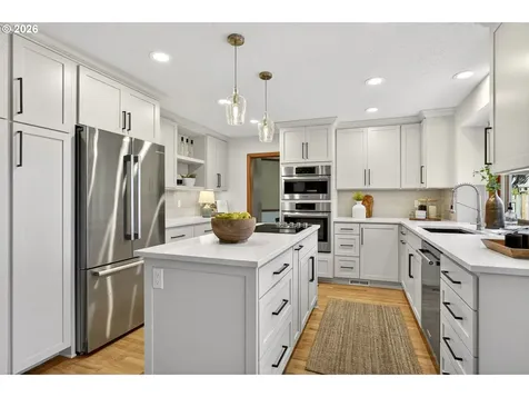 4445 NW Kahneeta Drive Portland OR 97229