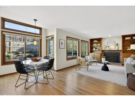 4445 NW Kahneeta Drive Portland OR 97229