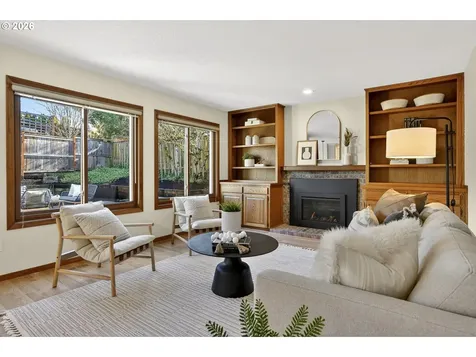 4445 NW Kahneeta Drive Portland OR 97229