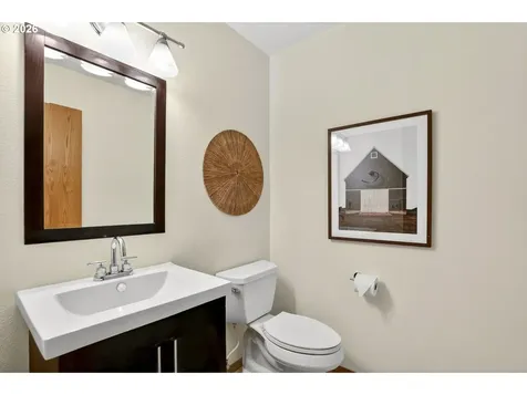 4445 NW Kahneeta Drive Portland OR 97229
