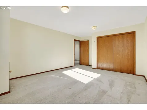 4445 NW Kahneeta Drive Portland OR 97229