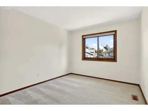 4445 NW Kahneeta Drive Portland OR 97229