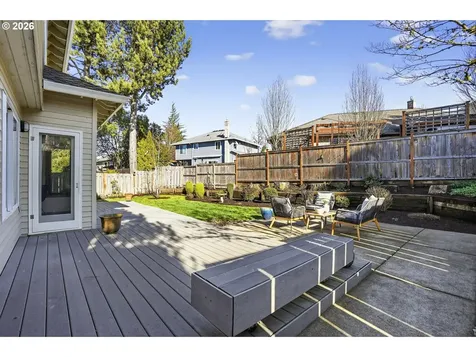 4445 NW Kahneeta Drive Portland OR 97229