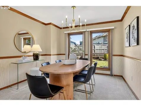 4445 NW Kahneeta Drive Portland OR 97229