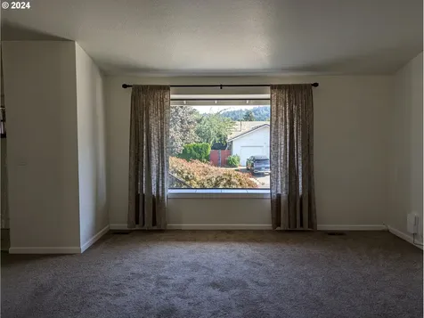 2511 SW Brixton Drive Gresham OR 97080