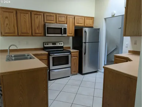 2511 SW Brixton Drive Gresham OR 97080