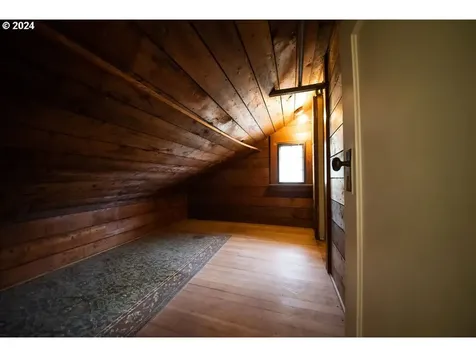634 Mcclure Avenue Astoria OR 97103