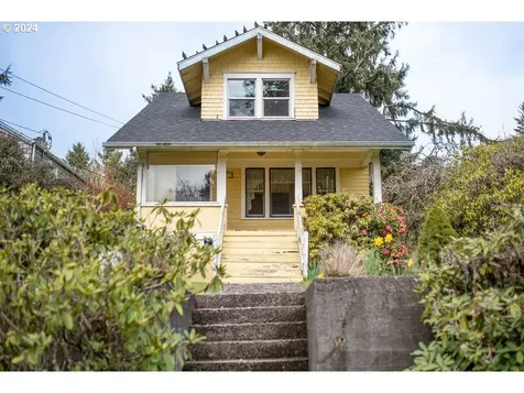 634 Mcclure Avenue Astoria OR 97103