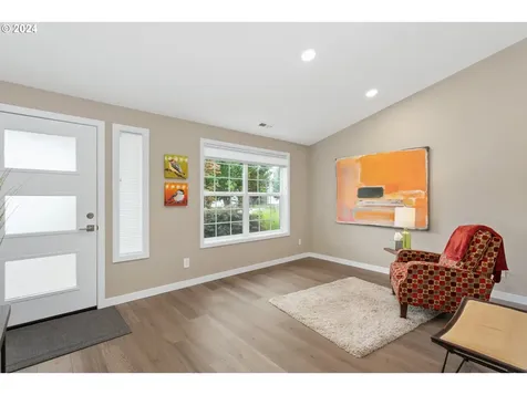 2835 Roanoke Street Woodburn OR 97071