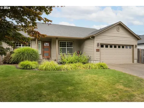 2835 Roanoke Street Woodburn OR 97071