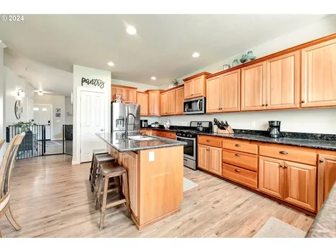 2301 W 12th Avenue Junction City OR 97448