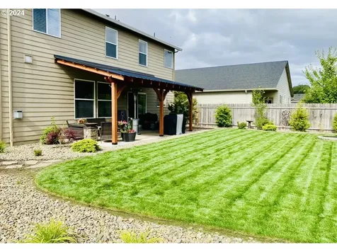 2301 W 12th Avenue Junction City OR 97448