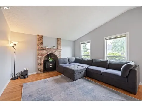 704 Ne 160th Avenue Vancouver WA 98684