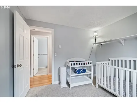 704 Ne 160th Avenue Vancouver WA 98684