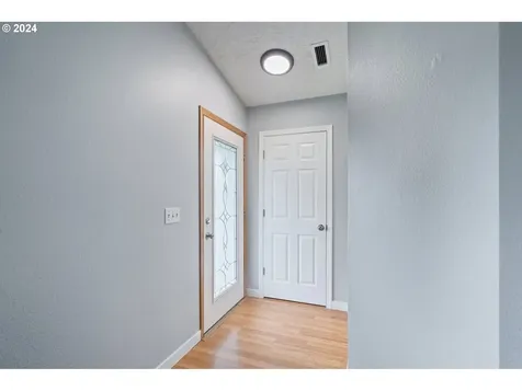 704 Ne 160th Avenue Vancouver WA 98684