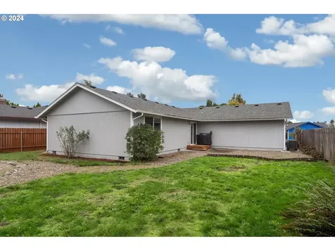 704 Ne 160th Avenue Vancouver WA 98684