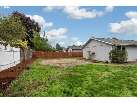 704 Ne 160th Avenue Vancouver WA 98684