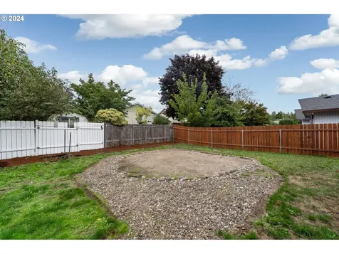 704 Ne 160th Avenue Vancouver WA 98684