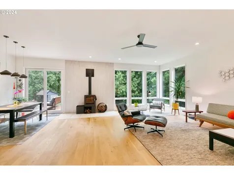 2165 SW Pattulo Way West Linn OR 97068