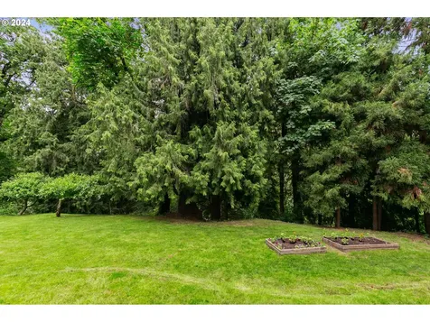 2165 SW Pattulo Way West Linn OR 97068