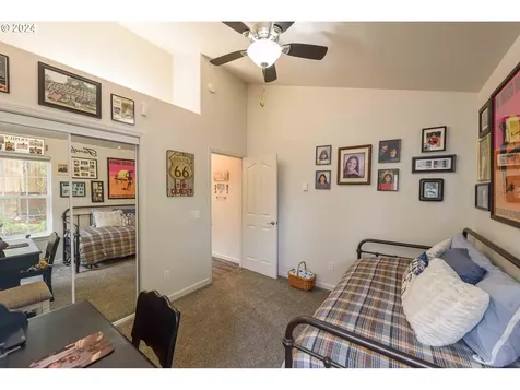 997 Seagate Avenue Coos Bay OR 97420