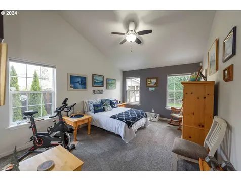 997 Seagate Avenue Coos Bay OR 97420
