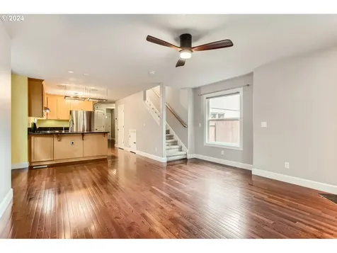 3320 N Arlington Place Portland OR 97217