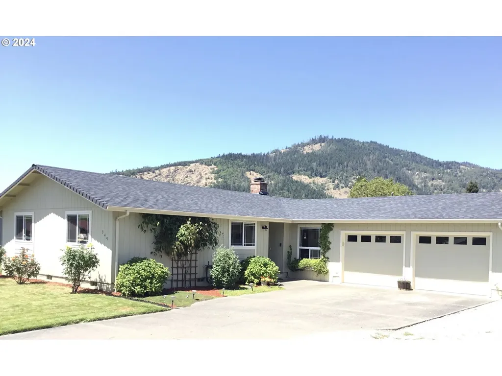 949 Ne Jenny Lane Myrtle Creek OR 97457