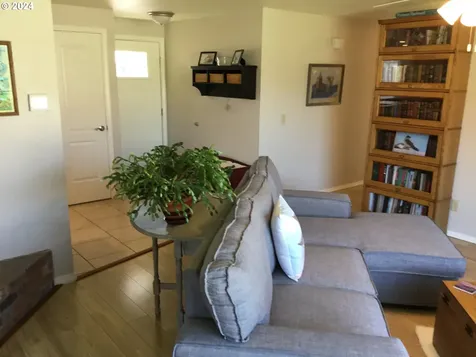 949 Ne Jenny Lane Myrtle Creek OR 97457