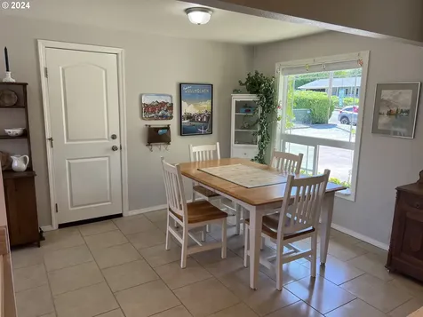 949 Ne Jenny Lane Myrtle Creek OR 97457