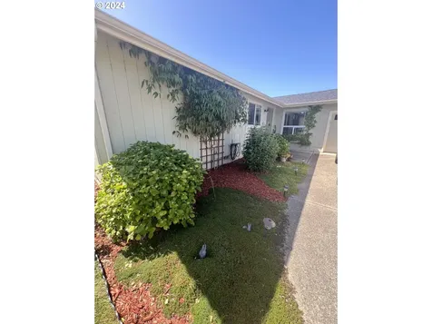 949 Ne Jenny Lane Myrtle Creek OR 97457