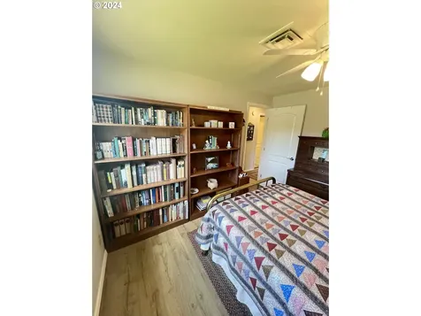 949 Ne Jenny Lane Myrtle Creek OR 97457