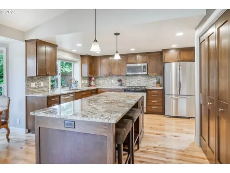 3031 Metolius Drive Eugene OR 97408