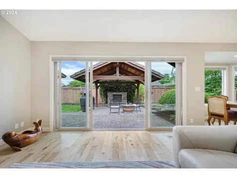 3031 Metolius Drive Eugene OR 97408