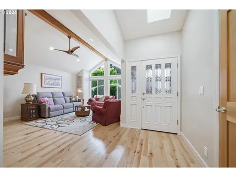 3031 Metolius Drive Eugene OR 97408