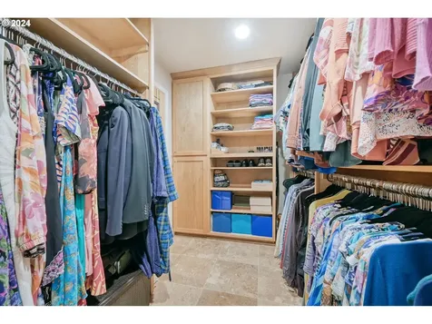 3031 Metolius Drive Eugene OR 97408