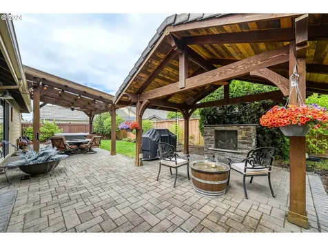 3031 Metolius Drive Eugene OR 97408