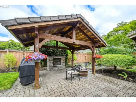 3031 Metolius Drive Eugene OR 97408