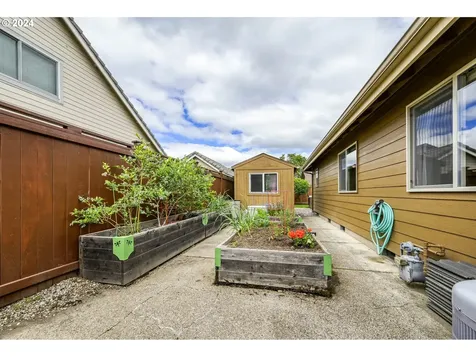3031 Metolius Drive Eugene OR 97408