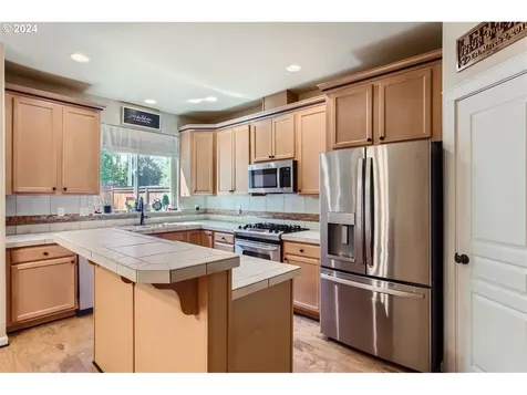 14190 Russ Wilcox Way Oregon City OR 97045
