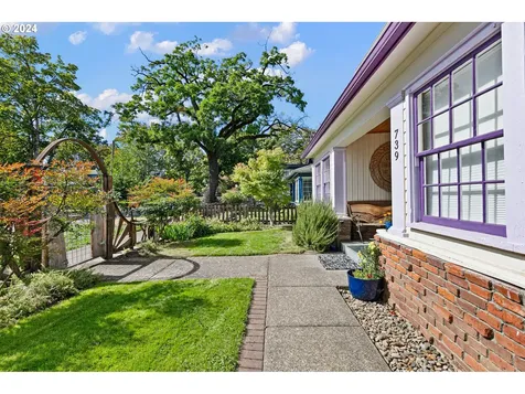 739 W 5th Avenue Eugene OR 97402