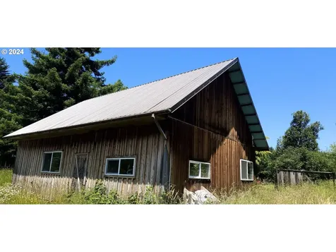 58791 Fairview Road Coquille OR 97423