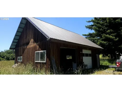 58791 Fairview Road Coquille OR 97423