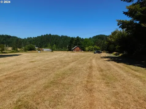 58791 Fairview Road Coquille OR 97423