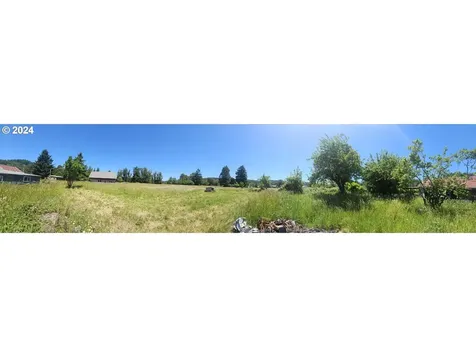 58791 Fairview Road Coquille OR 97423