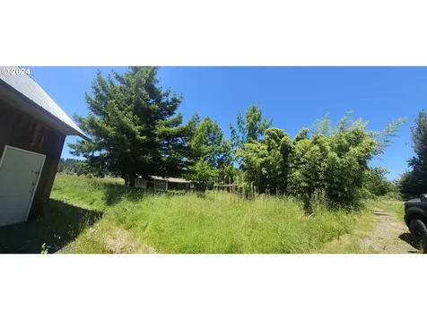 58791 Fairview Road Coquille OR 97423