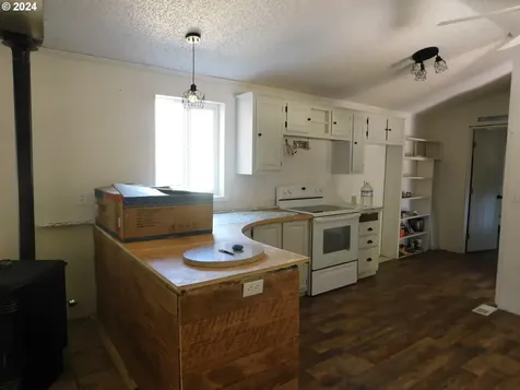 58791 Fairview Road Coquille OR 97423