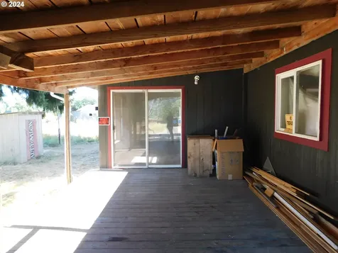 58791 Fairview Road Coquille OR 97423