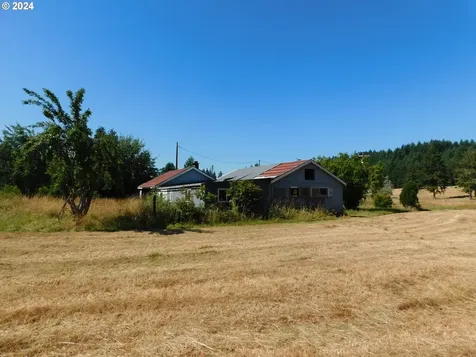 58791 Fairview Road Coquille OR 97423