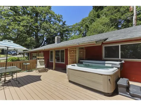 290 Nw Chesser Road Stevenson WA 98648